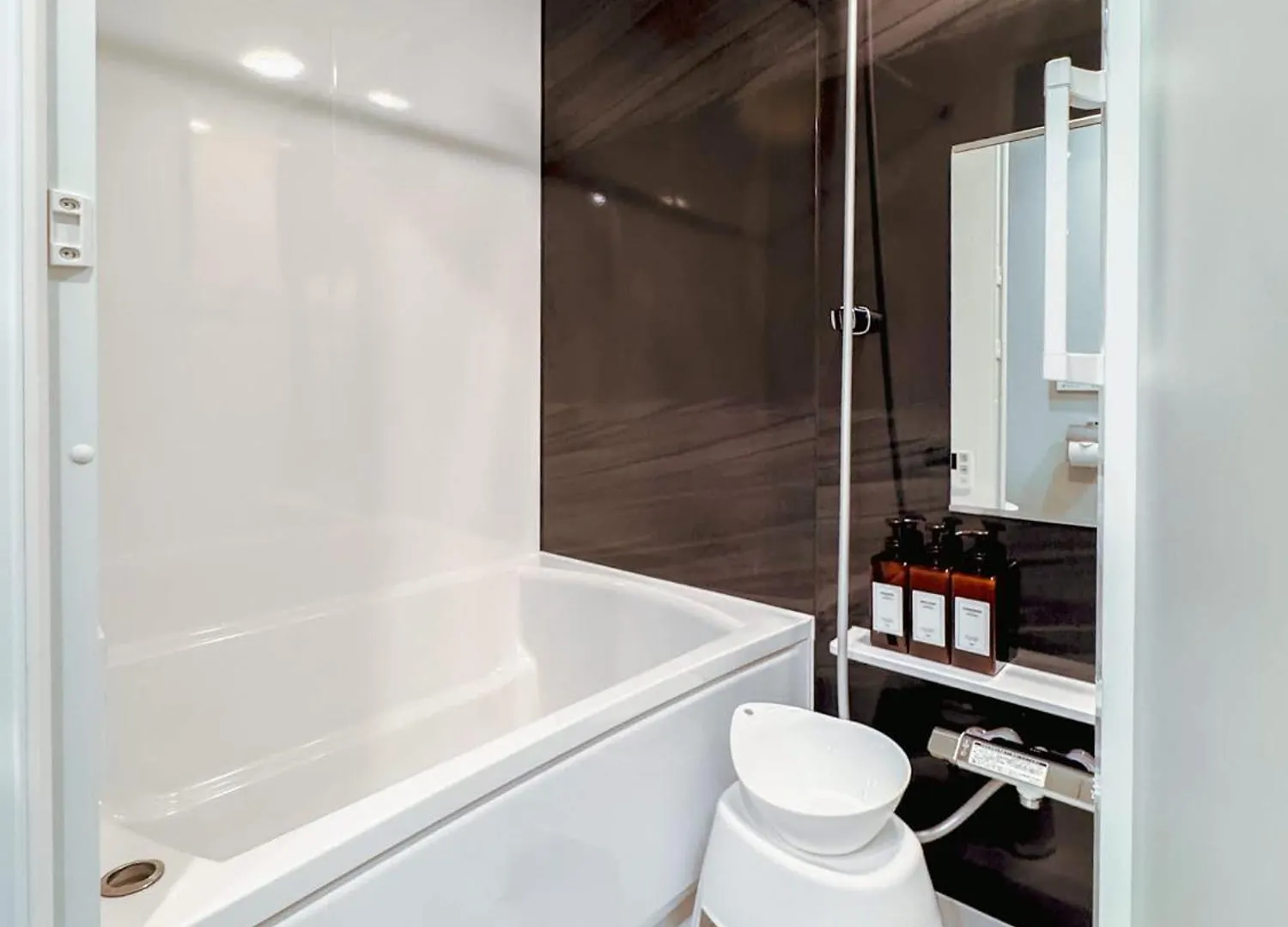 Triphome Nakano 1 Bedroom Tokyo Apartment